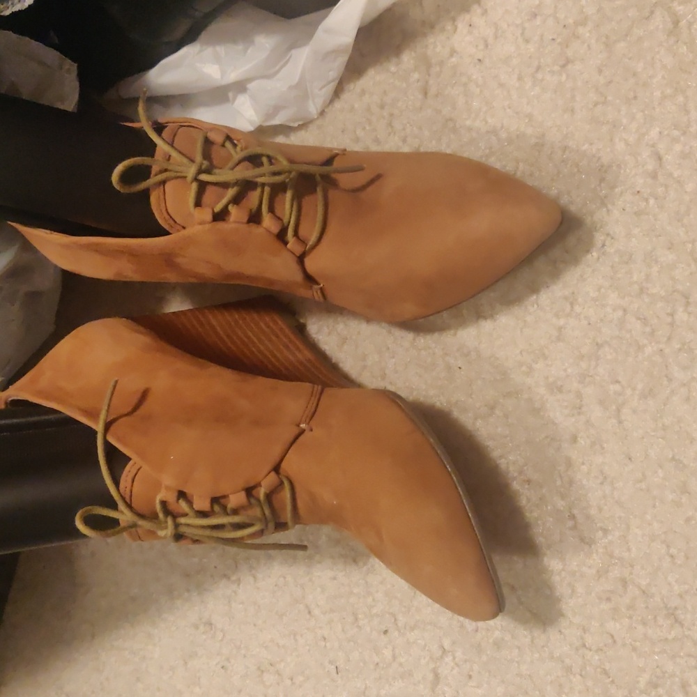 New! Nina Originals lace up ankle brown wedge booties sz 7.5